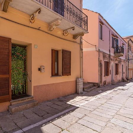 Mono Millelire Apartment Ла Мадалена Екстериор снимка